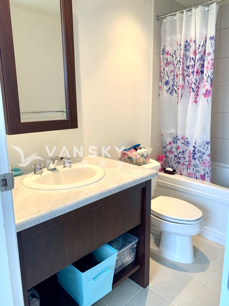 260501083338_Master bathroom.jpg